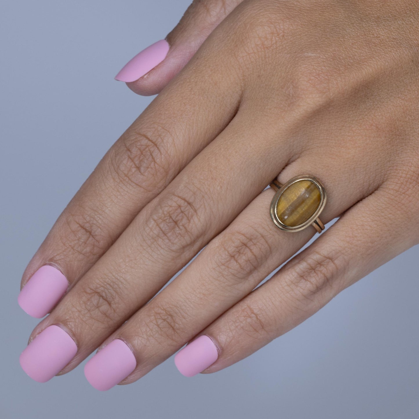 Vintage Tiger Eye Oval in 9K Yellow Gold Ring