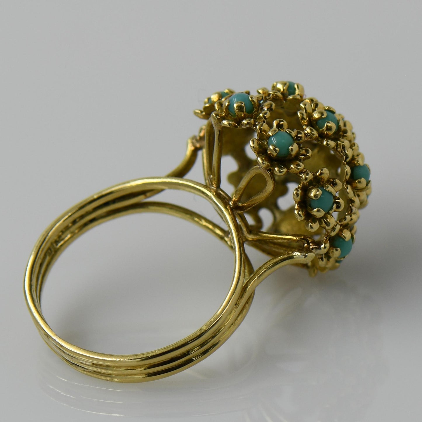 Turquoise Flower Ball 18K Yellow Gold Ring