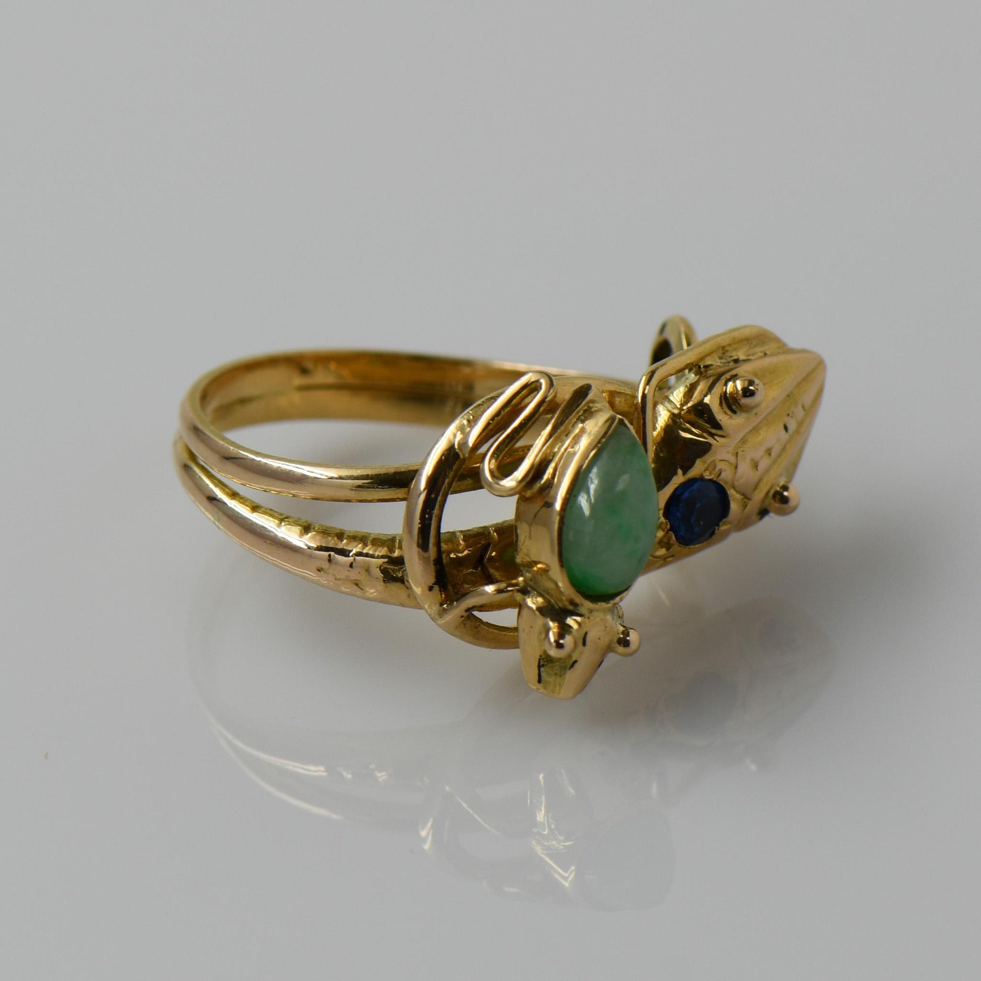 Jade Snake & Frog 18k Yellow Gold Ring