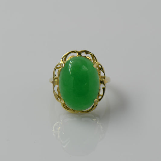 Green Jade Oval 14K Yellow Gold Ring