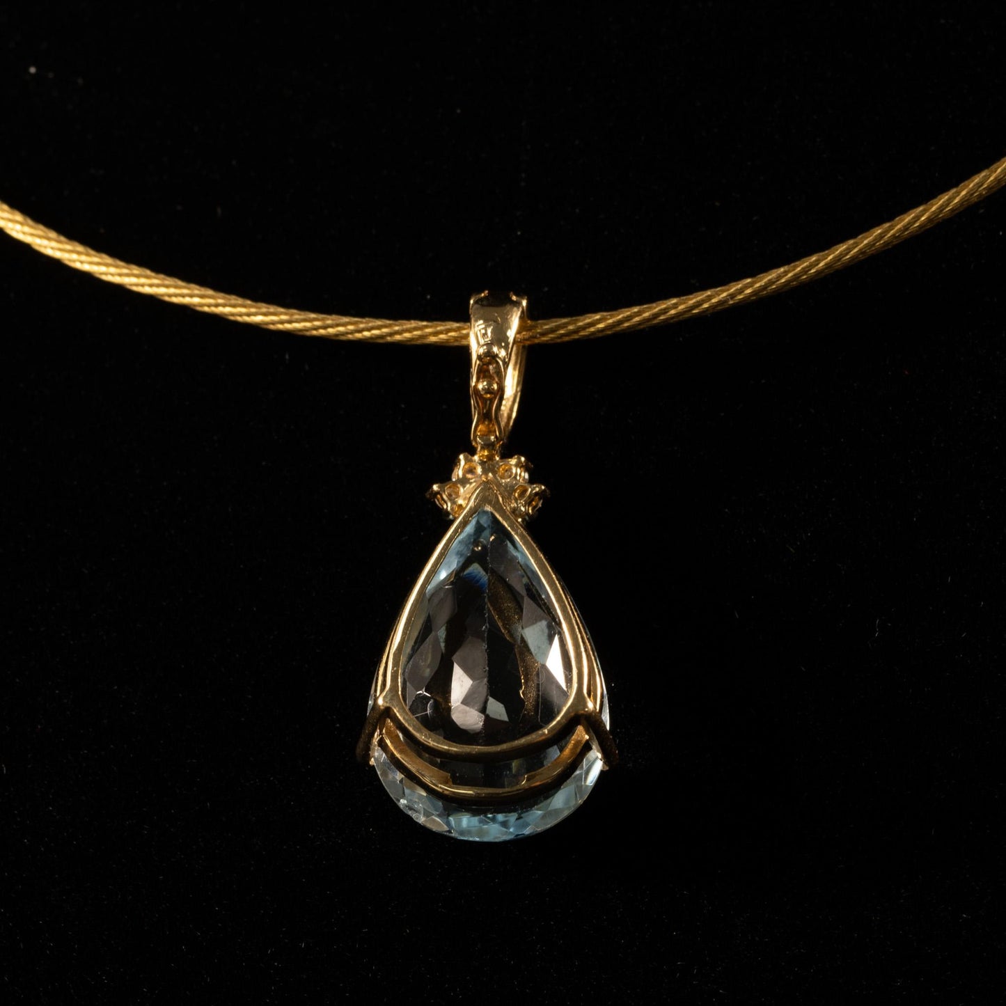 8.5ct Aquamarine Pear 14k Yellow Gold Pendant w Diamonds