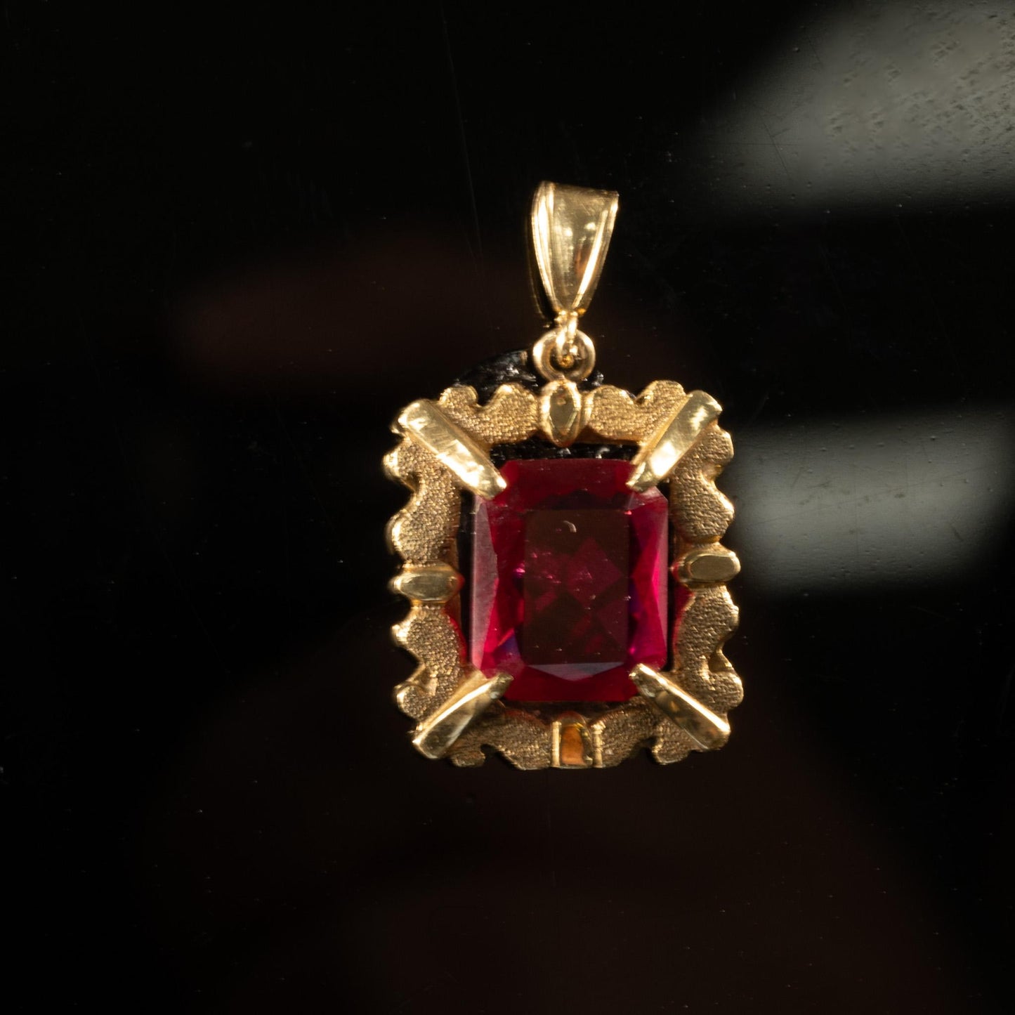 Vintage Ruby Rectangular Radiant 14k Gold Frame Pendant