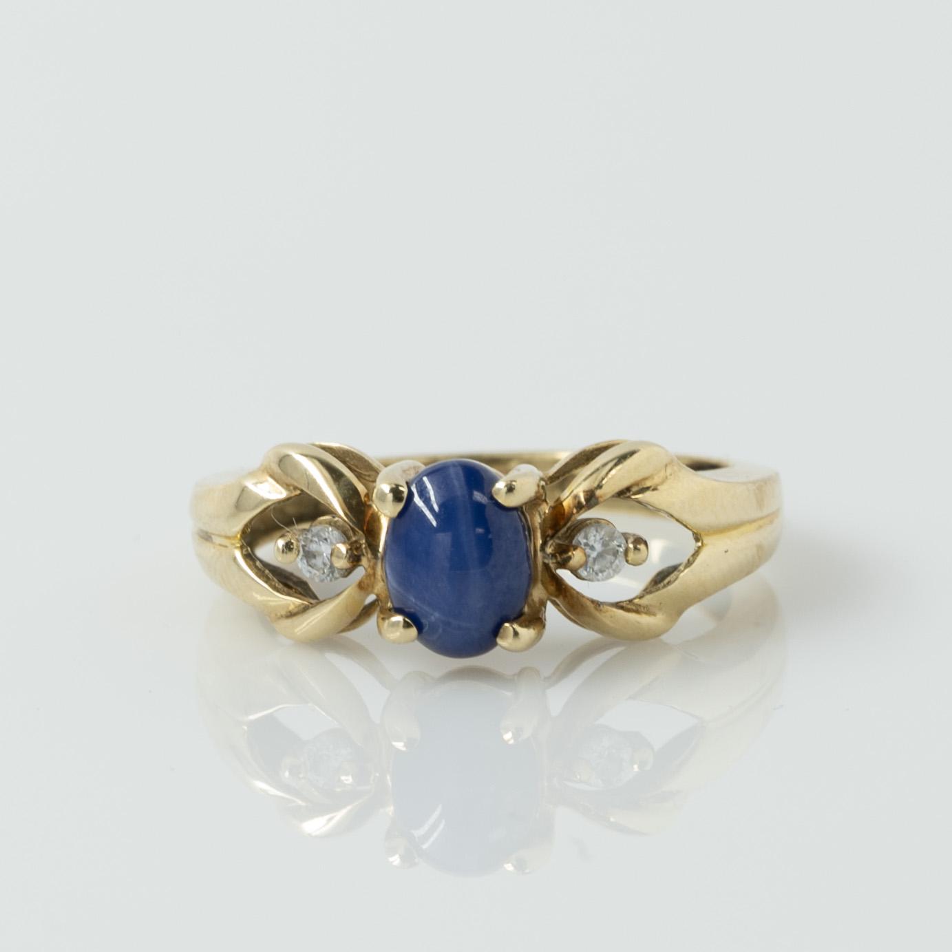 Vintage Lindy Blue Star Sapphire and Diamond 10k Yellow Gold Ring