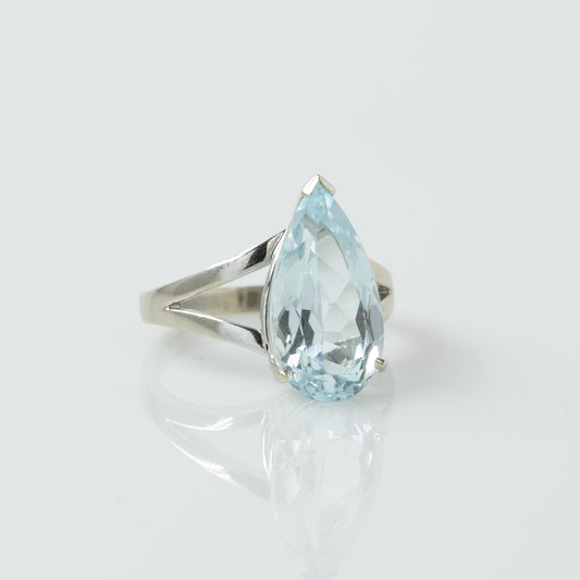 8.09ct Pear Cut Aquamarine Solitaire Split Shank 14k White Gold Ring