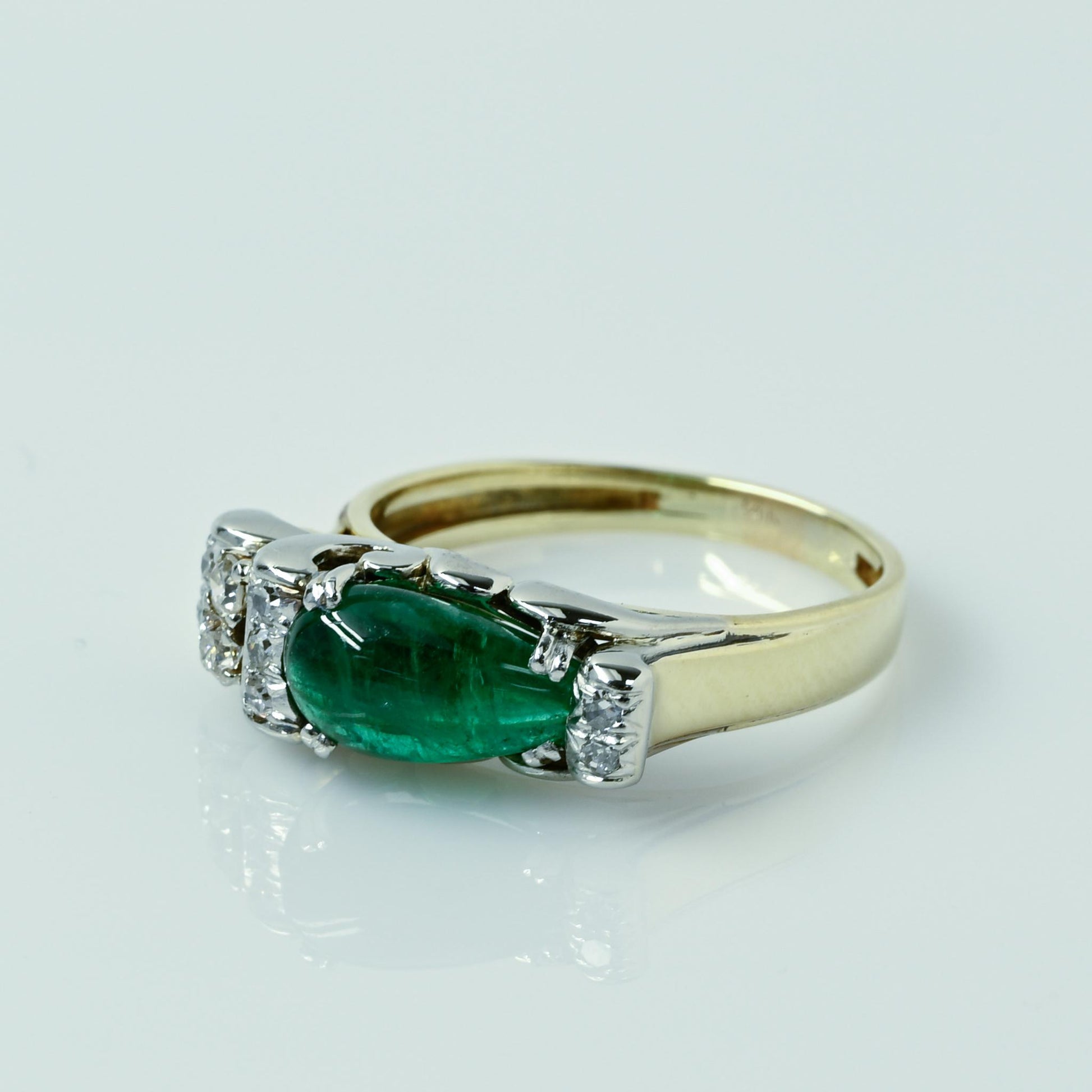 Vintage Emerald Pear Cabochon & Diamond Gold Ring