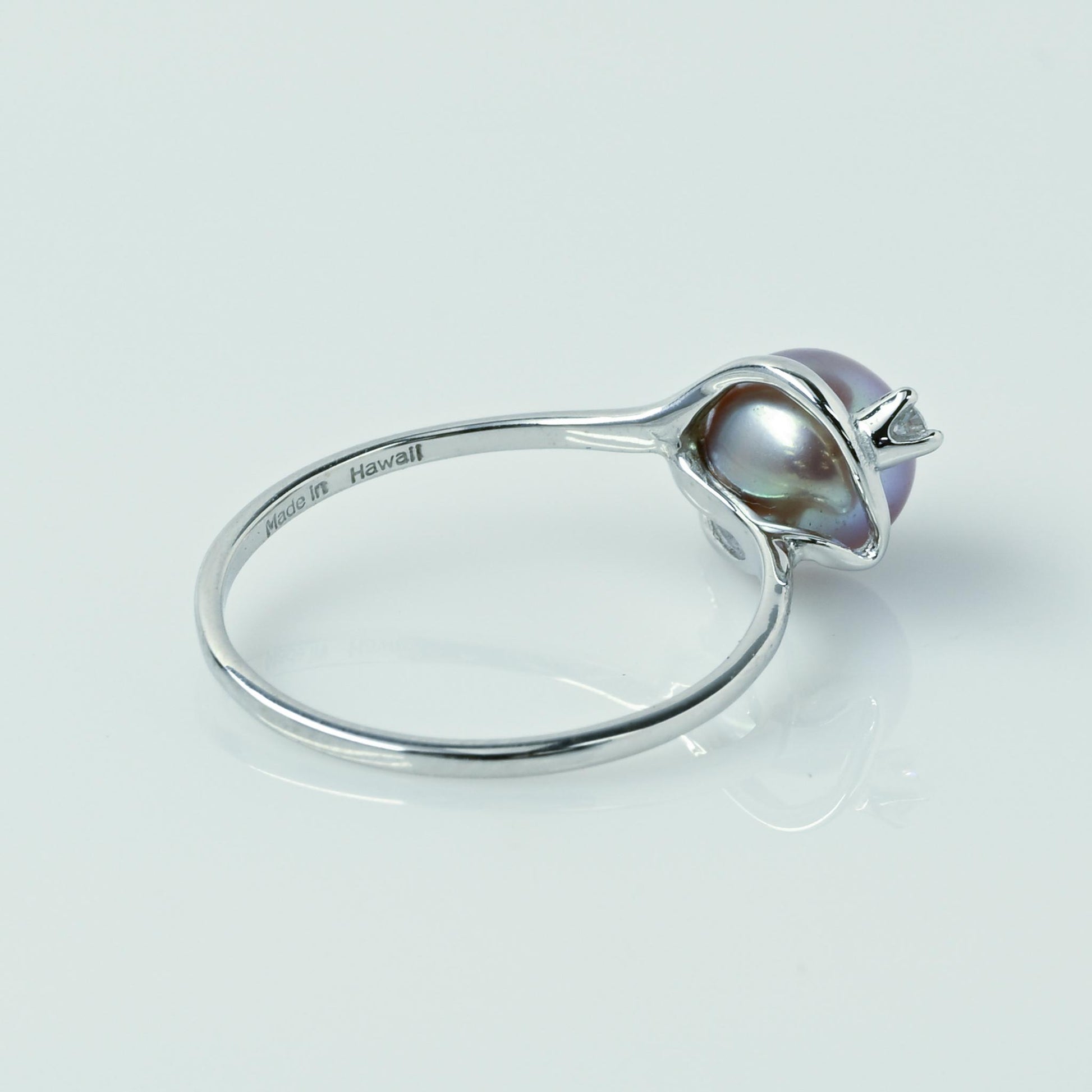 Black Pearl & Diamond White Gold Ring