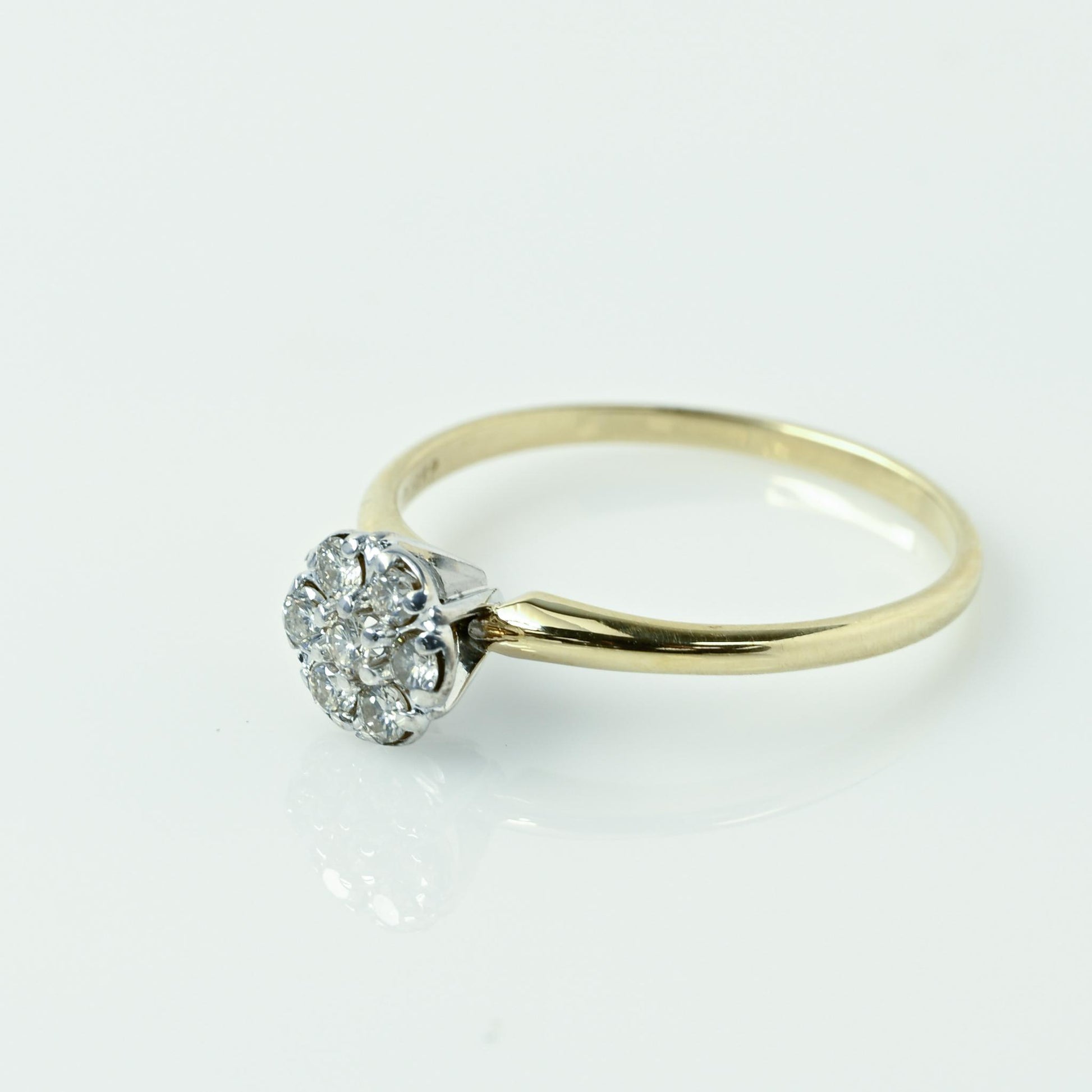 Diamond Cluster "Solitaire" Yellow Gold Ring