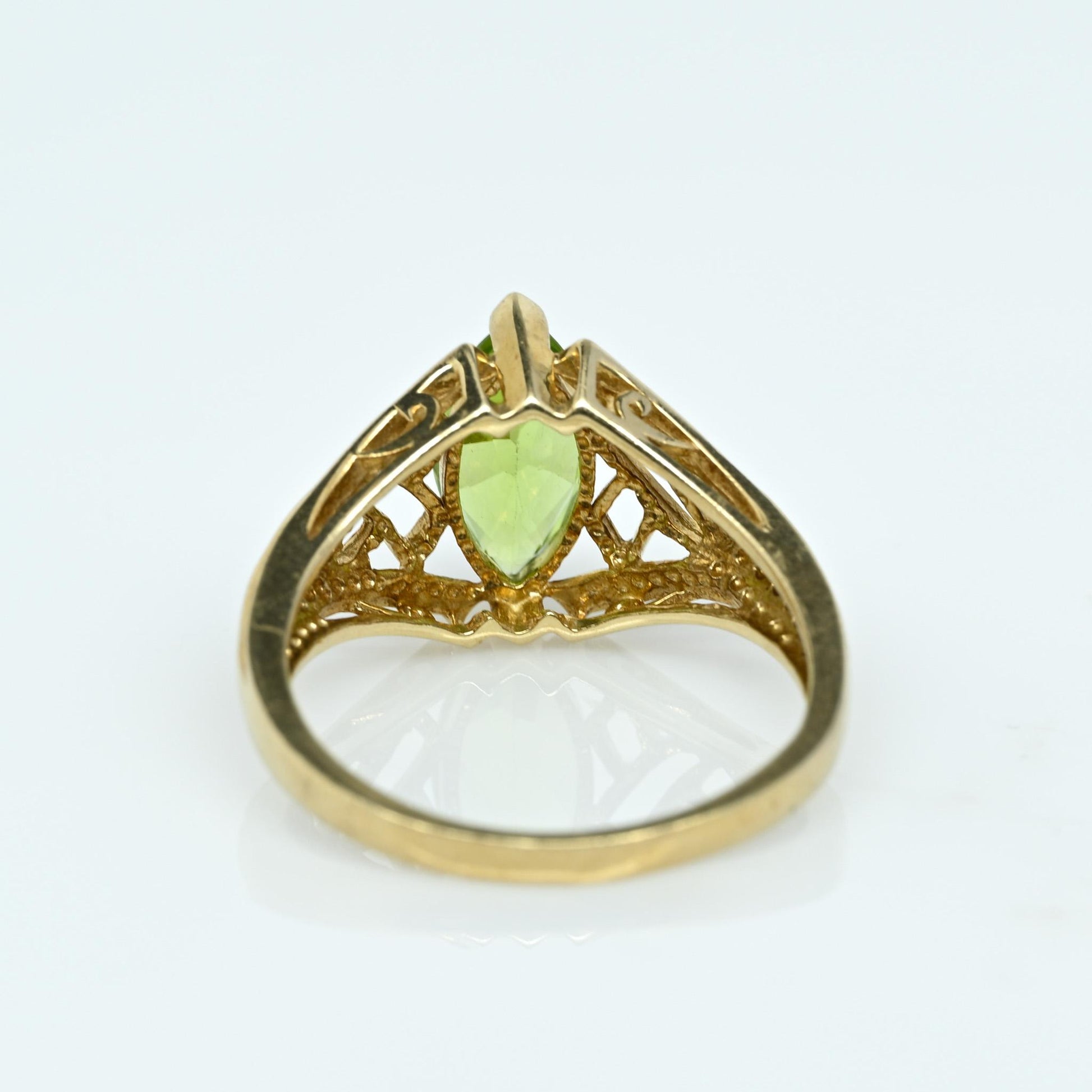 2ct Peridot Marquise Yellow Gold Ring