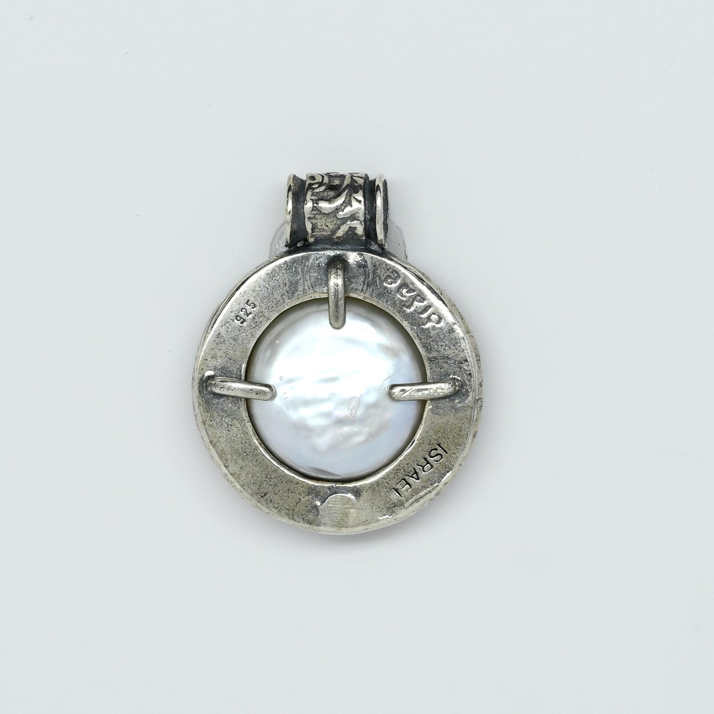 Sterling Silver Circle Pearl Pendant