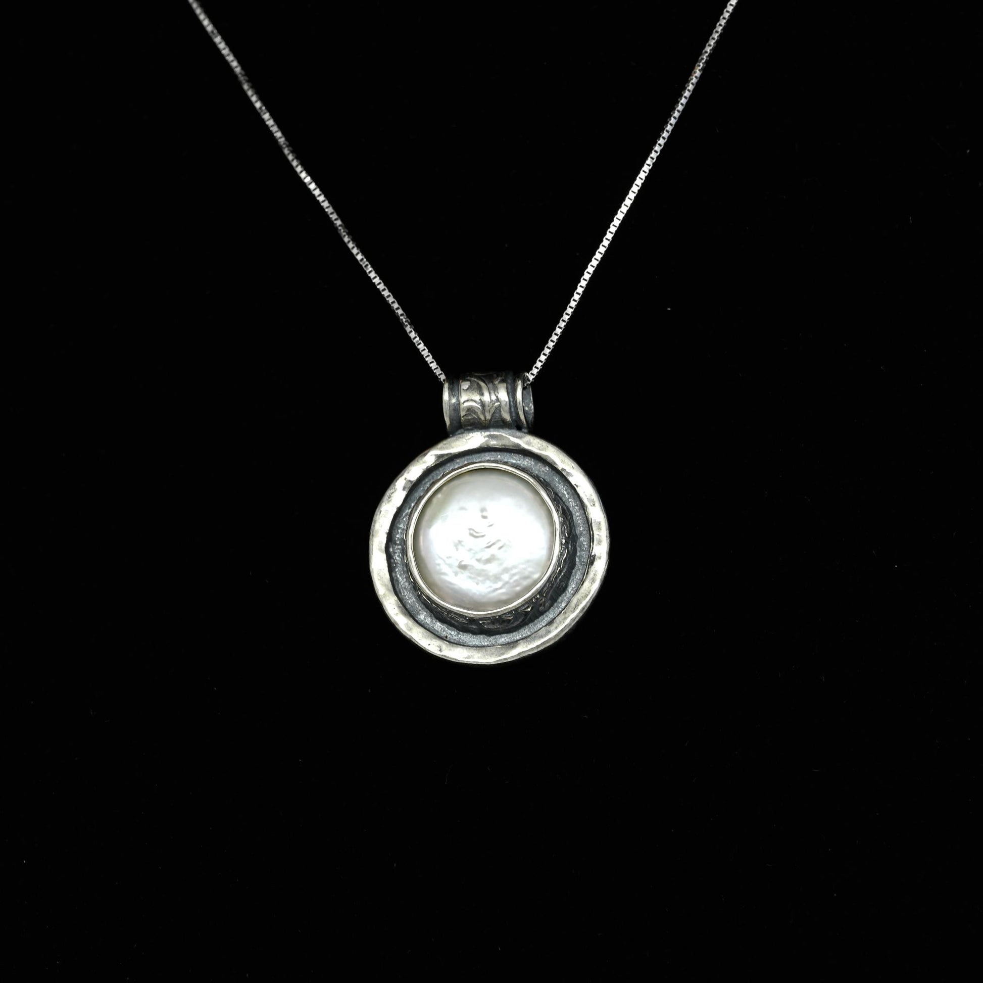 Sterling Silver Circle Pearl Pendant