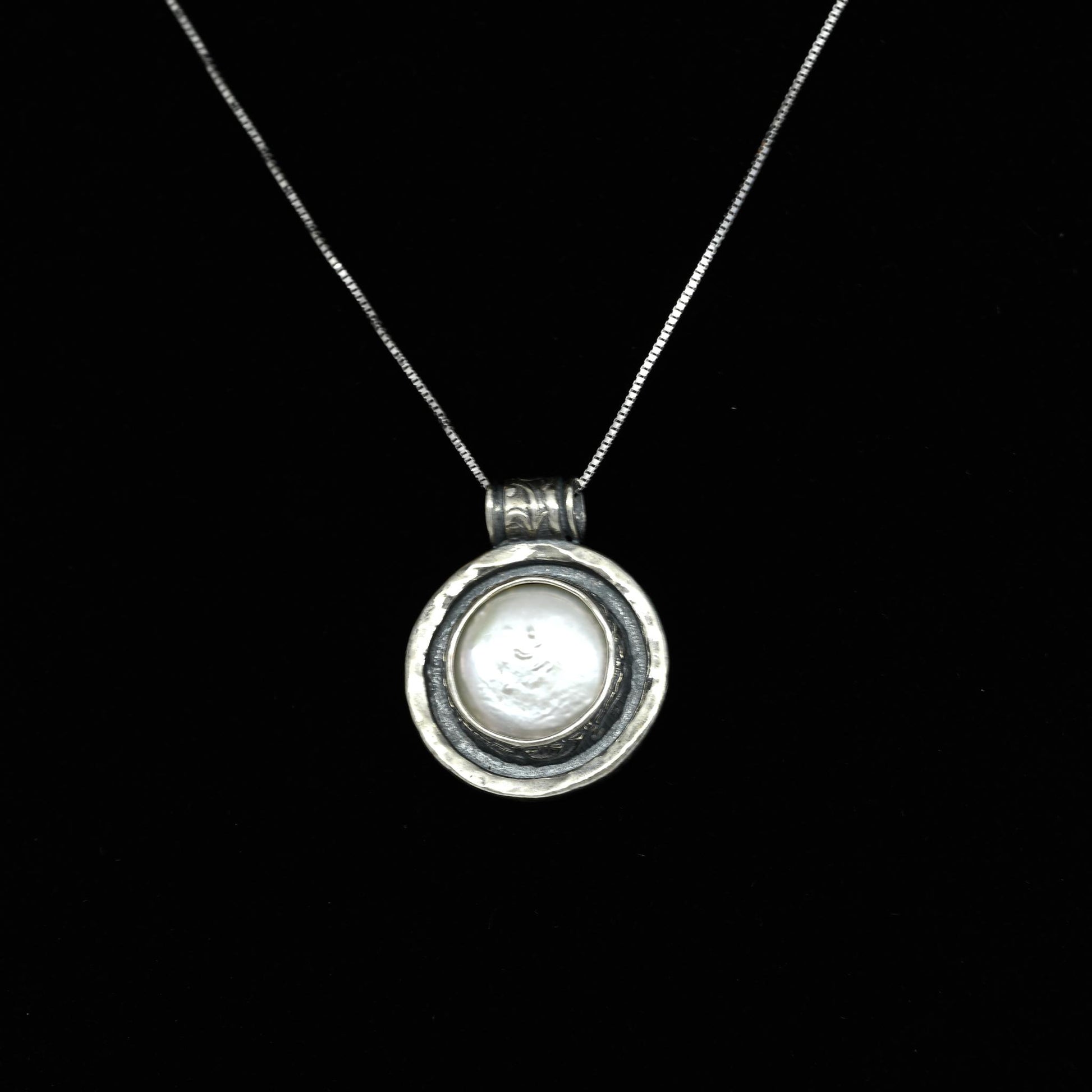 Sterling Silver Circle Pearl Pendant