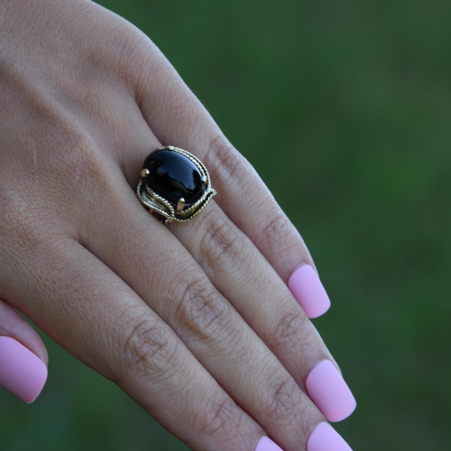 Black Onyx Oval Cabochon Leaf Motif 14k Yellow Gold Ring