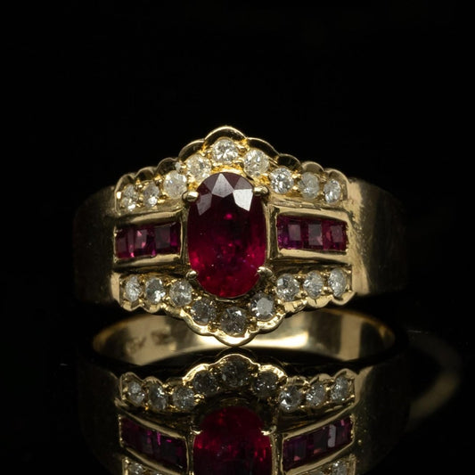 1.5ctw Ruby Oval and Diamond Scalloped Edge 14k Gold Ring