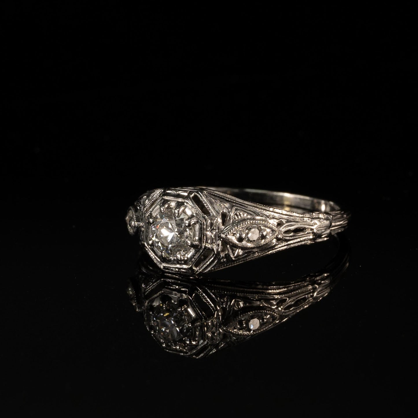 Art Deco Diamond Solitaire 18k White Gold Filigree Engagement Ring