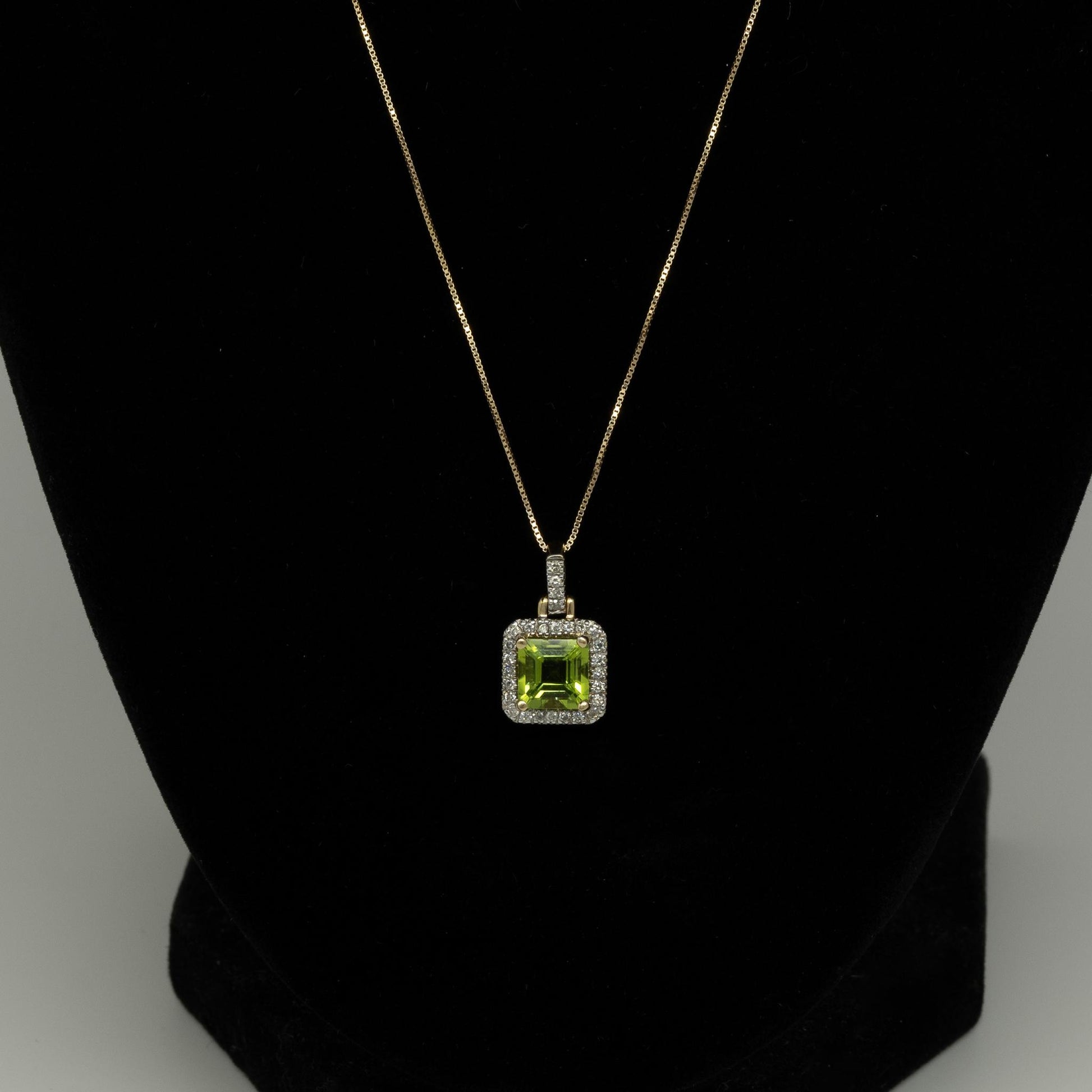 Peridot 14k Yellow Gold Pendant