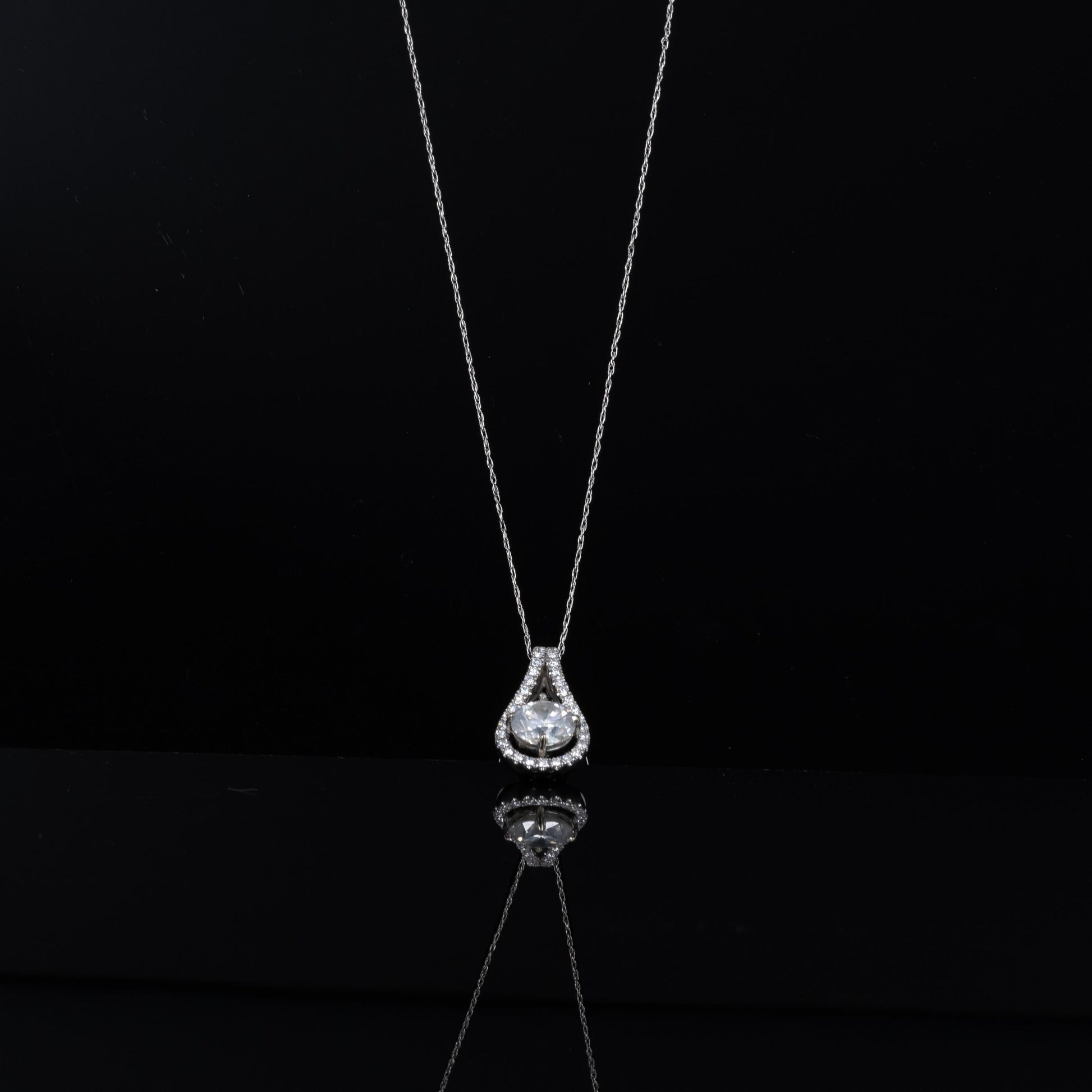 2.3ctw Round Brilliant Cut Diamond Necklace with Diamond Halo 14K White Gold