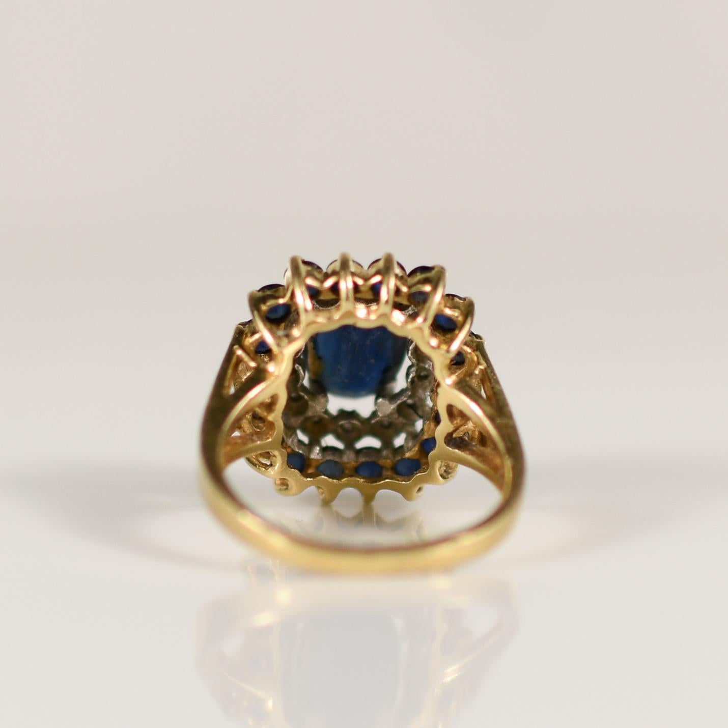 2ctw Sapphire Ring with Diamond and Sapphire accents 14K Yellow Gold