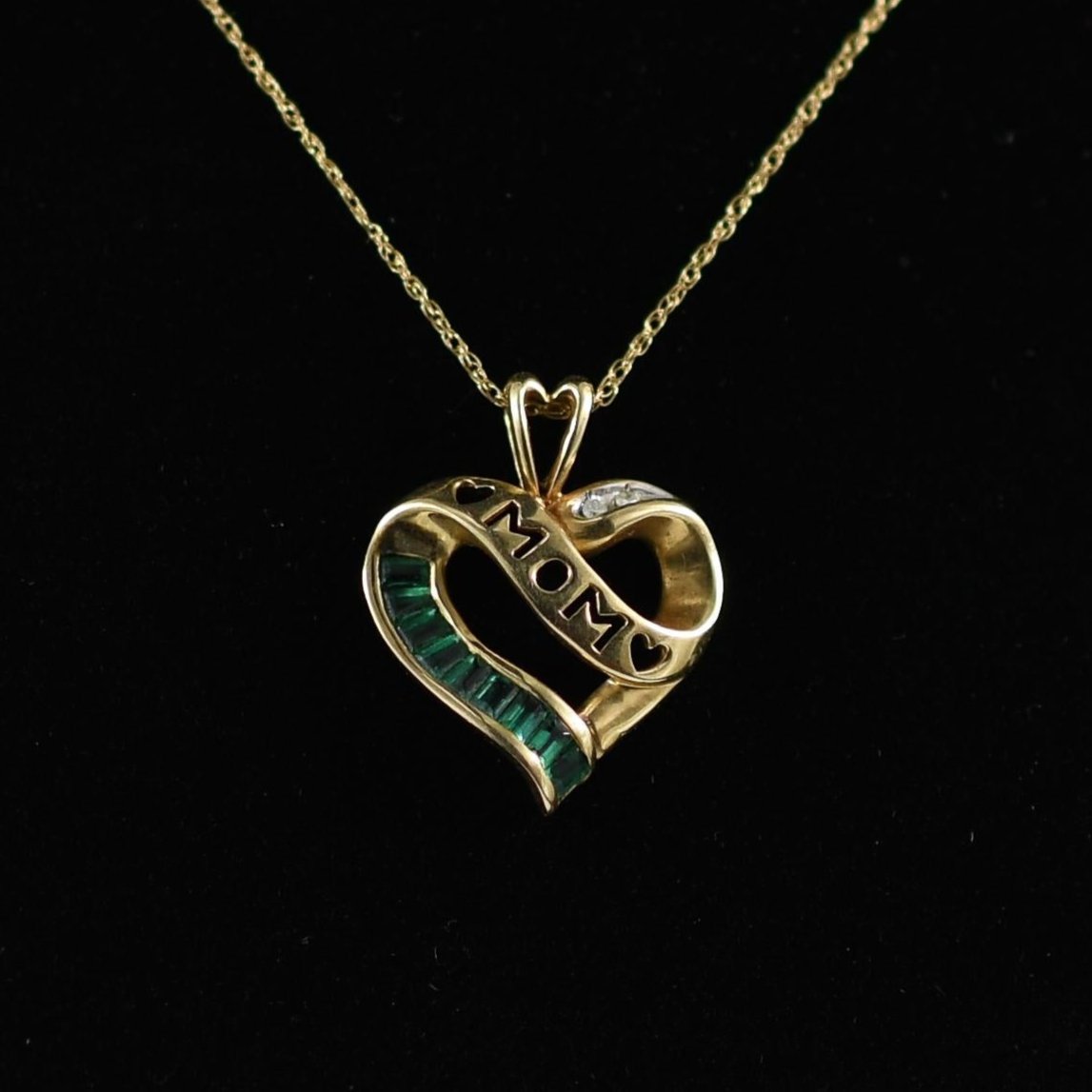 14K Yellow Gold Emerald MOM Heart Necklace